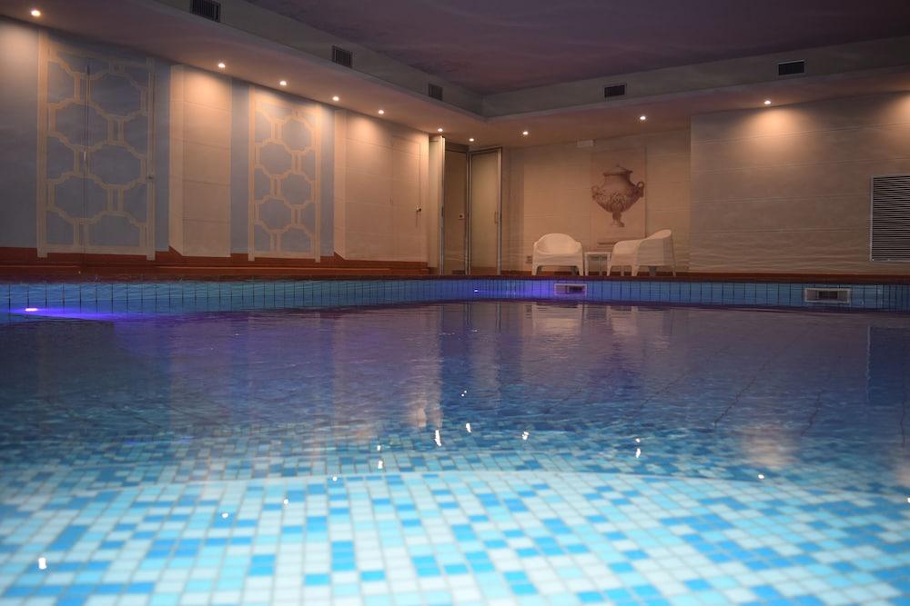Hotel Tonnara Трабия Экстерьер фото